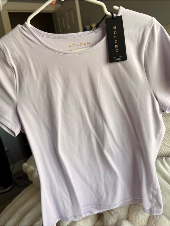 Aritzia Tops - Aritzia butter essential top - lavender
Runs small